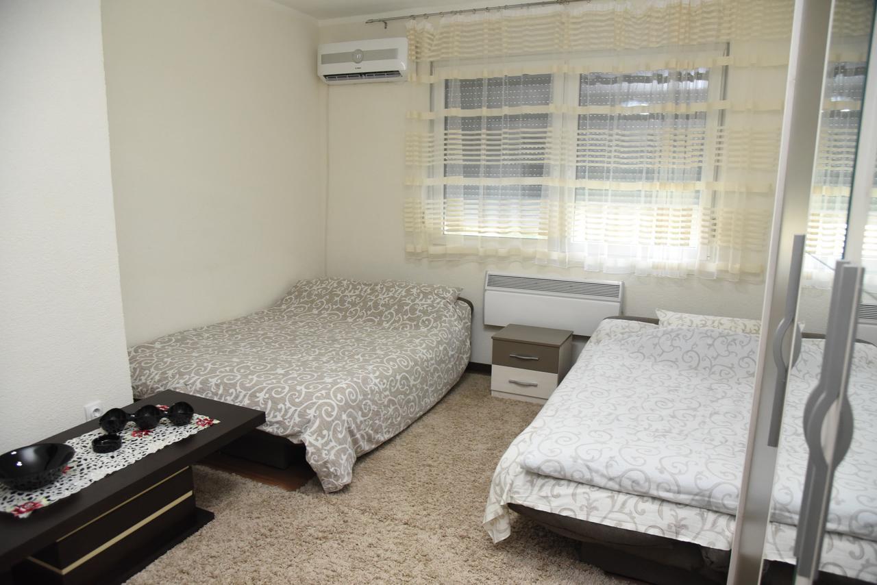 Apartmani Sofronic Loznica 1 Extérieur photo